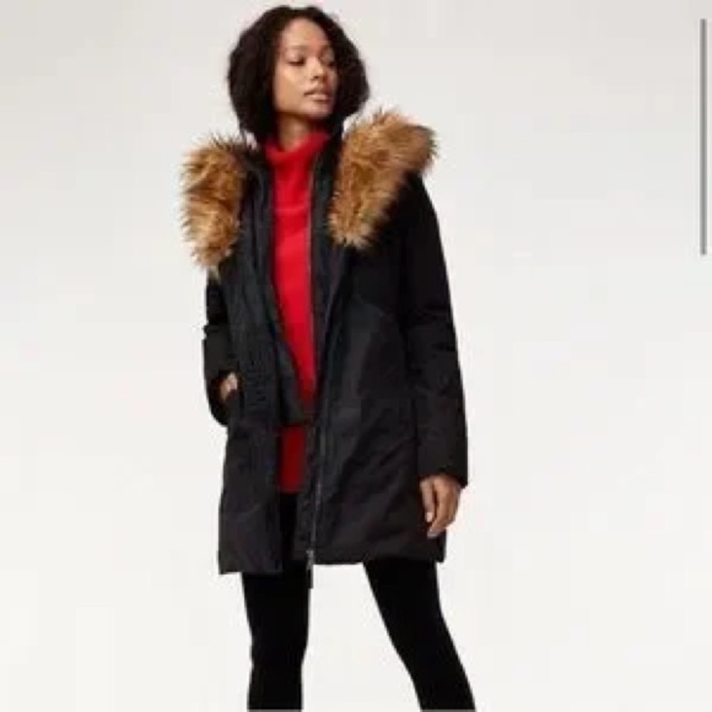 Aritzia Babaton Sz S Julian Down Hooded Black Parka Winter Coat